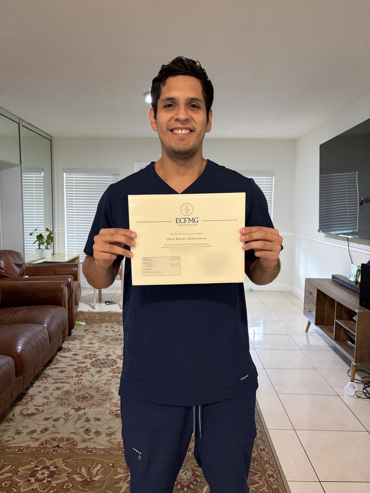 Certificado ECFMG del Dr. Oscar Tuesta García